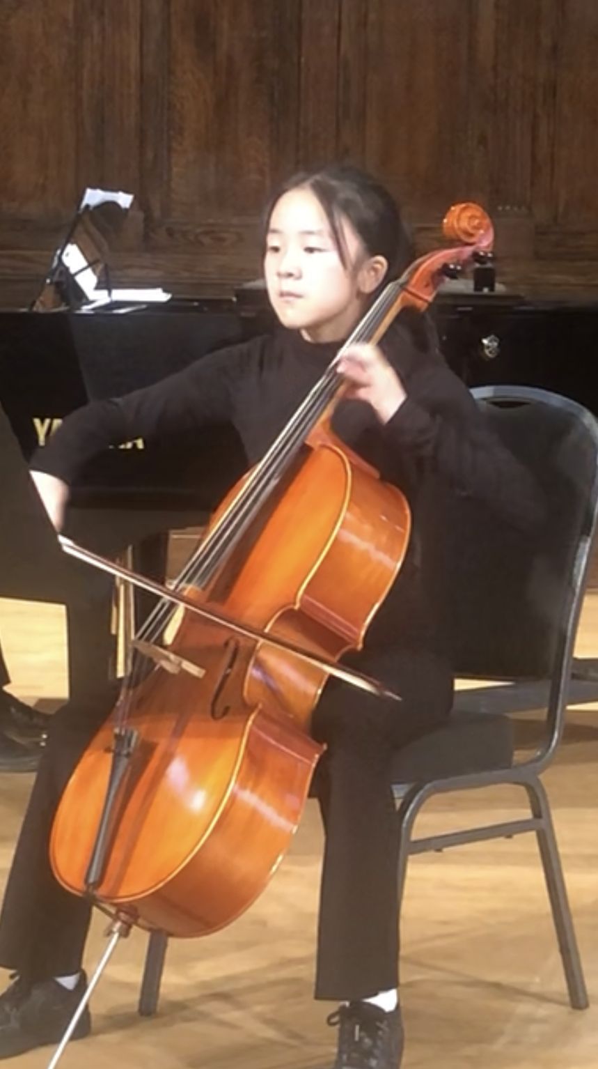 Joanne Jiang performing